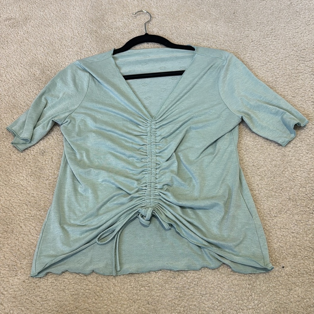 Love, Olive Co Green V-Neck Ruched Top - Size M